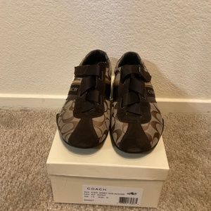 Coach Jenney Suede Brown Size: 7.5